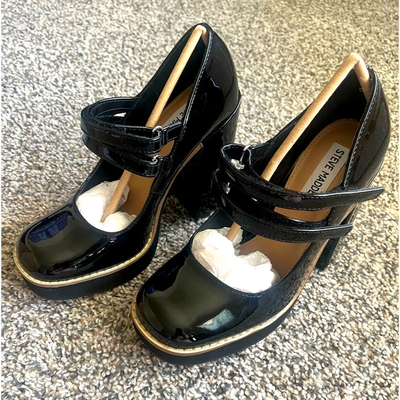 Steve Madden Heel shoes - Picture 1 of 3